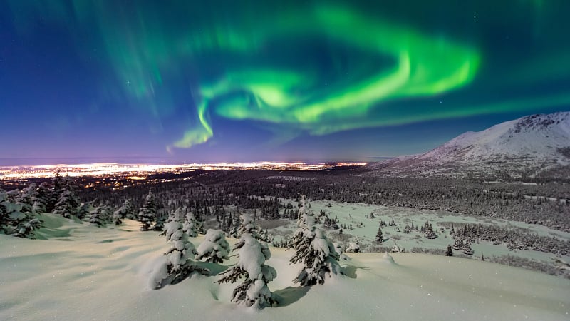 Alaska's Northern Lights over Anchorage