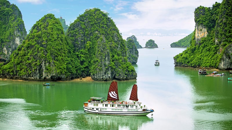 Ha Long Bay