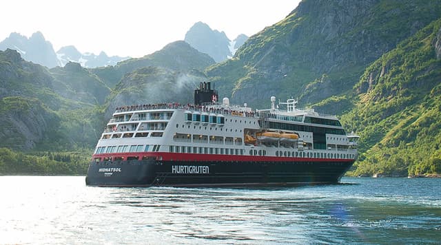 Designed with the Planet in Mind: The Partnership Behind Collette’s New Nordic Tours