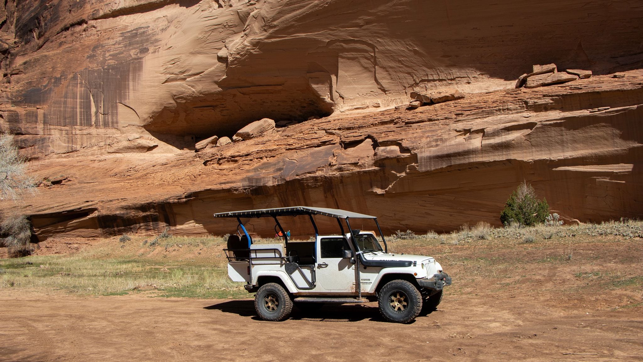 Canyon de Chelly Open Air Jeep