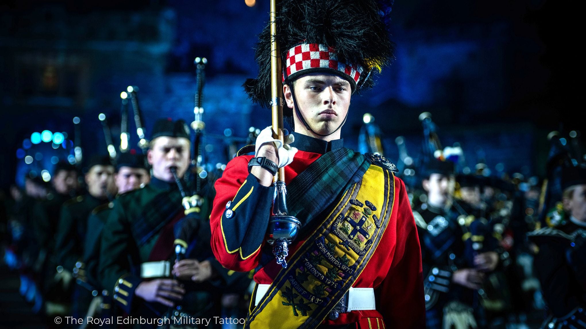 a performer in traditional Scottish military dress during the Royal Edinburgh Military Tattoo