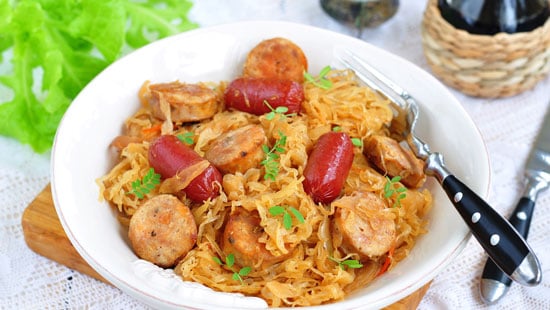 roast-sausages-with-cabbage_oberammergau