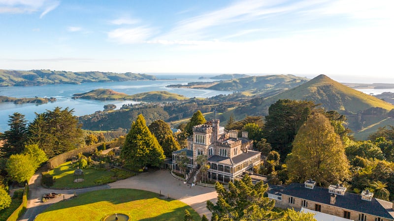 Dunedin, New Zealand, Larnach Castle