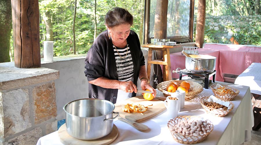 Home hosted meal in Croatia - VEN Old Mill Croatia 15