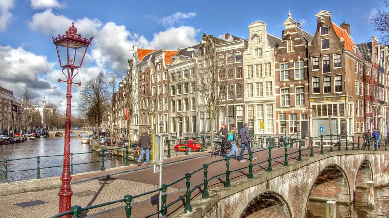 amsterdam-686460.jpeg